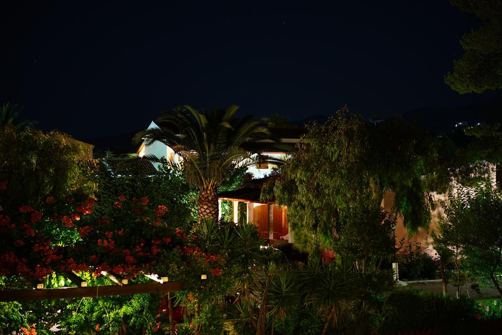 Babis Apartments & Studios Iremia Αχαράβη Εξωτερικό φωτογραφία