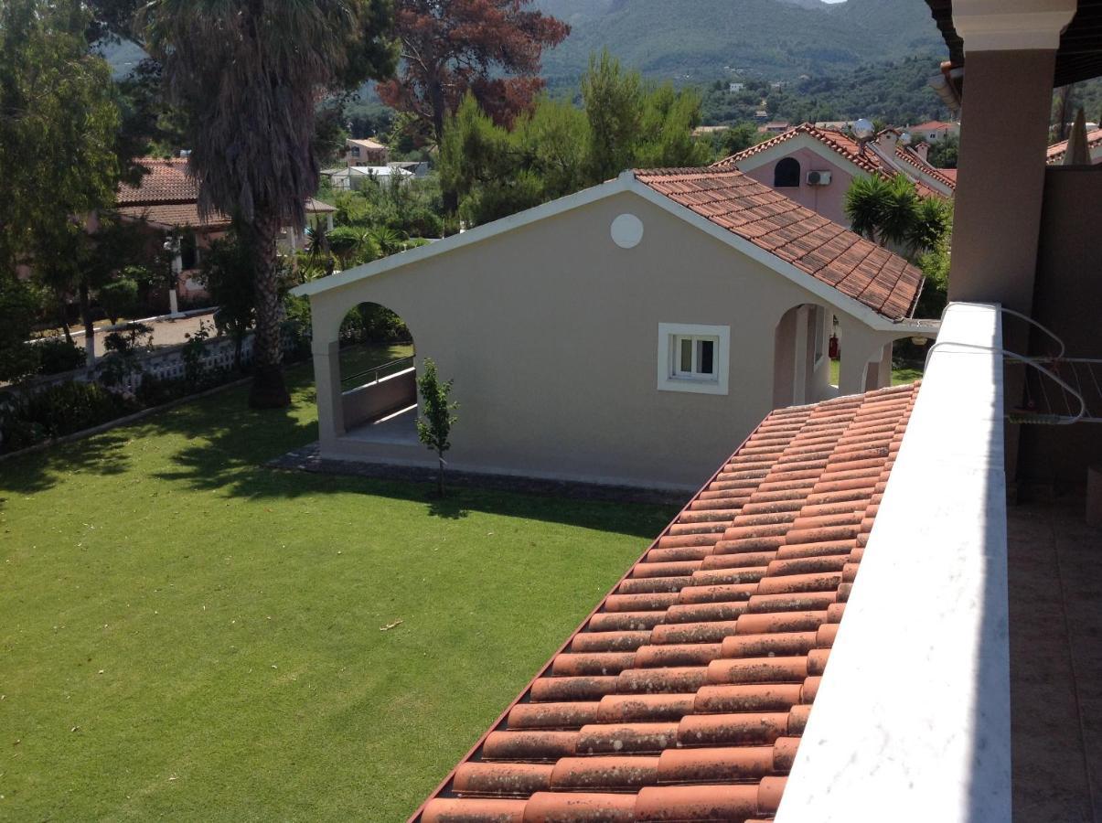 Babis Apartments & Studios Iremia Αχαράβη Εξωτερικό φωτογραφία