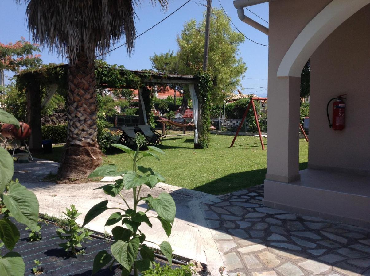Babis Apartments & Studios Iremia Αχαράβη Εξωτερικό φωτογραφία