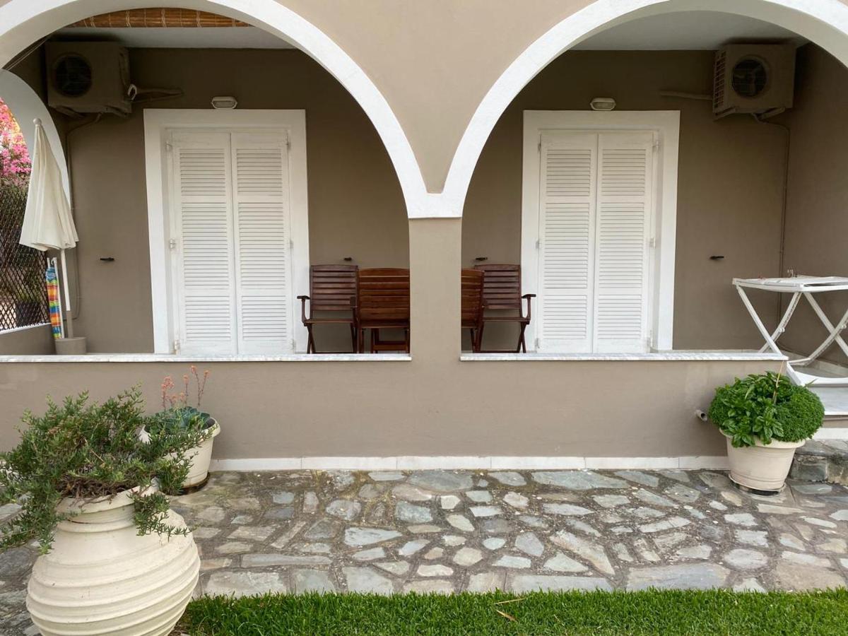 Babis Apartments & Studios Iremia Αχαράβη Εξωτερικό φωτογραφία