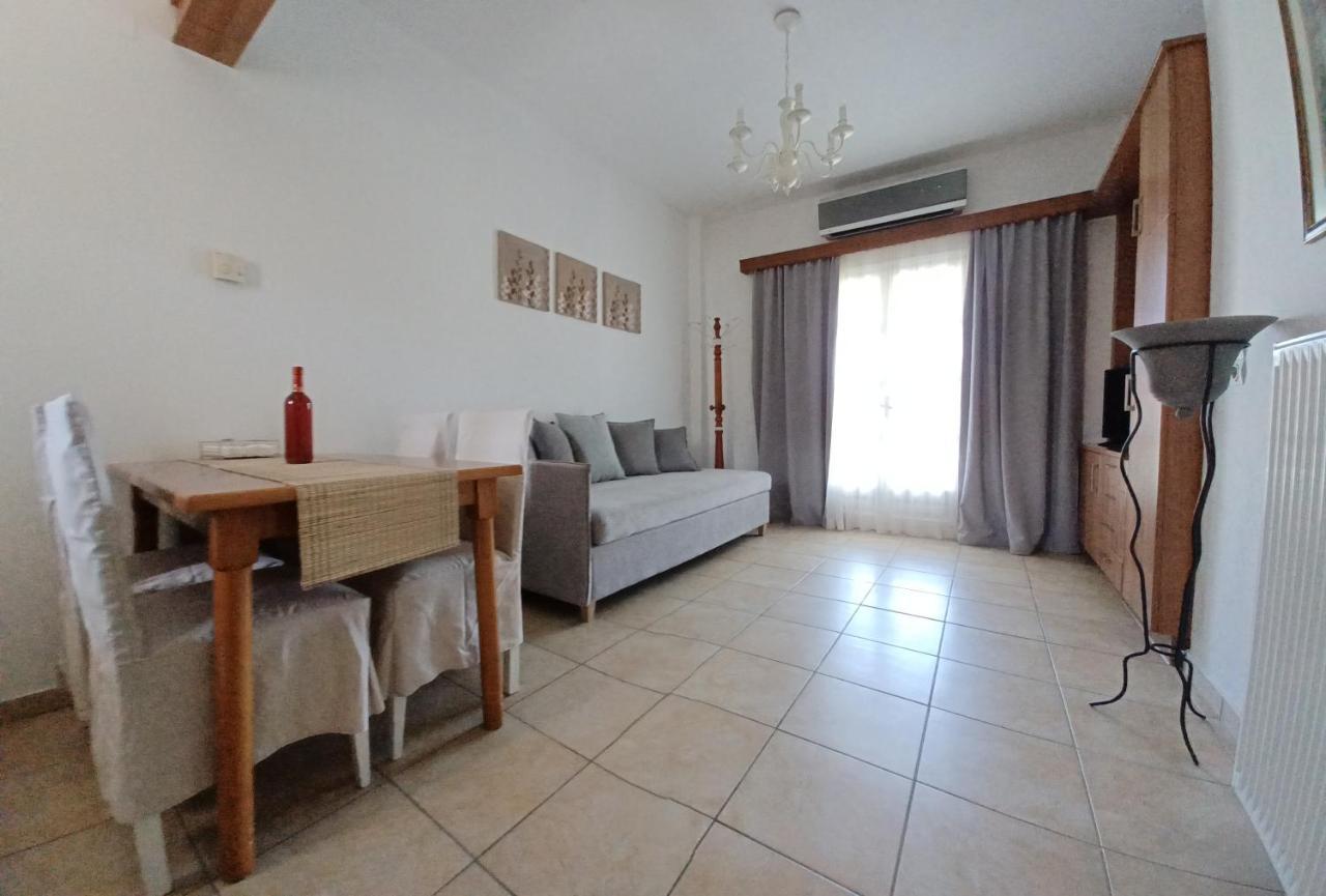 Babis Apartments & Studios Iremia Αχαράβη Εξωτερικό φωτογραφία